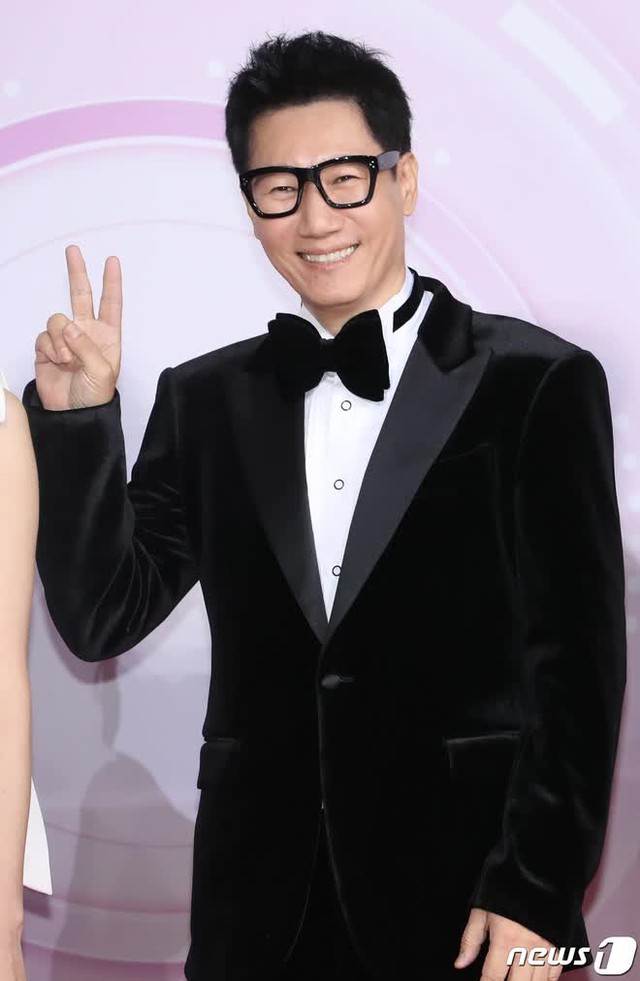 Kim Jong Kook: 'Anh Suk Jin rất buồn vì không thắng giải Daesang' - Ảnh 2.