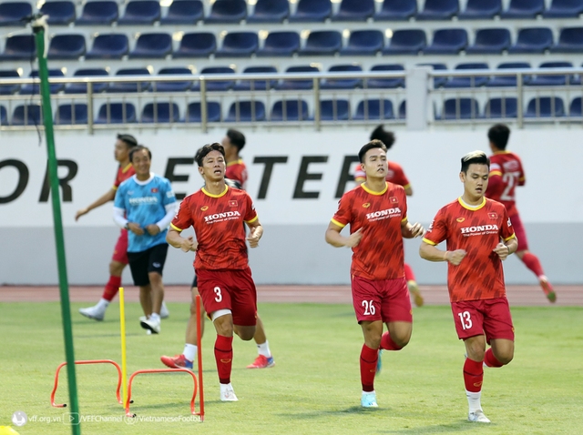 Tin nóng AFF Cup ngày 7/12: HLV Park Hang Seo trở lại đội tuyển Việt Nam - Ảnh 6.