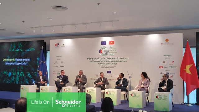 Schneider Electric tọa đàm với Chính phủ về năng lượng thúc đẩy kinh tế xanh - Ảnh 1.