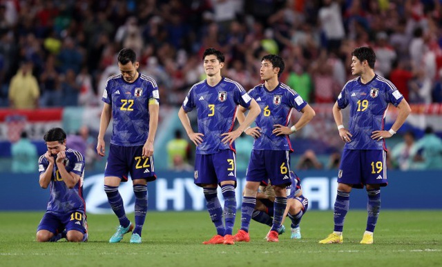 Nhật Bản gấp hạc giấy và để lại thông điệp sau khi chia tay World Cup 2022 - Ảnh 2.