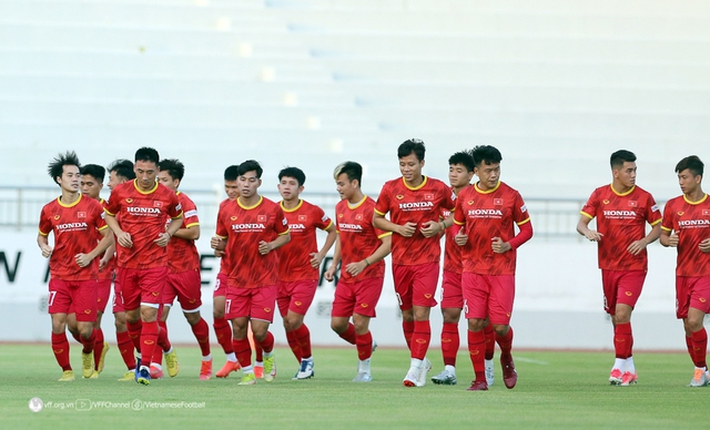 Tin nóng AFF Cup ngày 11/12: Tuyển Việt Nam ấn định thời điểm chốt danh sách - Ảnh 3.