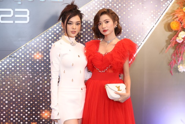 Thảm đỏ VTV Awards: Nhã Phương nổi bật giữa dàn sao,Thanh Sơn - Khả Ngân quá đẹp đôi - Ảnh 11.
