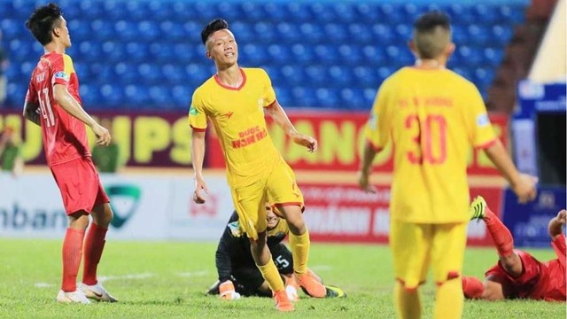 Bóng đá Việt Nam 2023: Đội hình cầu thủ tuổi Mão - Ảnh 7.