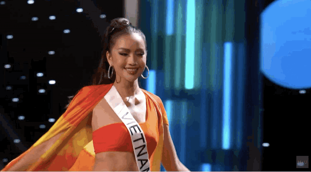 Ngọc Châu hô vang 'Việt Nam', diện bikini khoe body nóng bỏng trong Bán kết Miss Universe 2022 - Ảnh 6.
