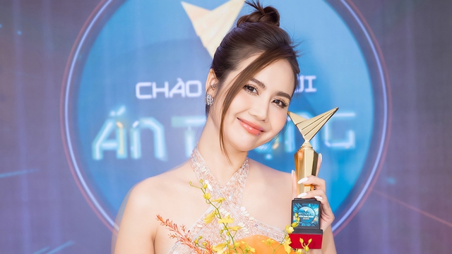 Thắng giải Diễn viên ấn tượng, Phan Minh Huyền 'ngỡ như giấc mơ'
