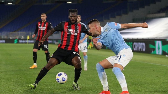 Lịch thi đấu bóng đá hôm nay 24/1: Milan đại chiến Lazio