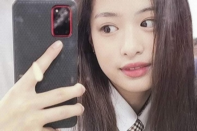 Phát sốt ảnh bóc nhan sắc “Em gái BLACKPINK”: Na ná cả Jennie và dàn nữ thần, dự là idol có hình tốt nghiệp đẹp nhất Kpop - Ảnh 6.