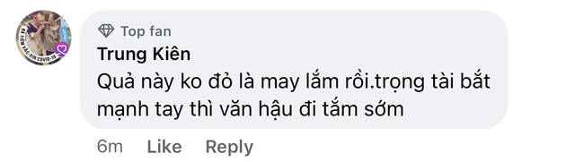 CĐV Việt Nam ngán ngẩm với Văn Hậu - Ảnh 10.