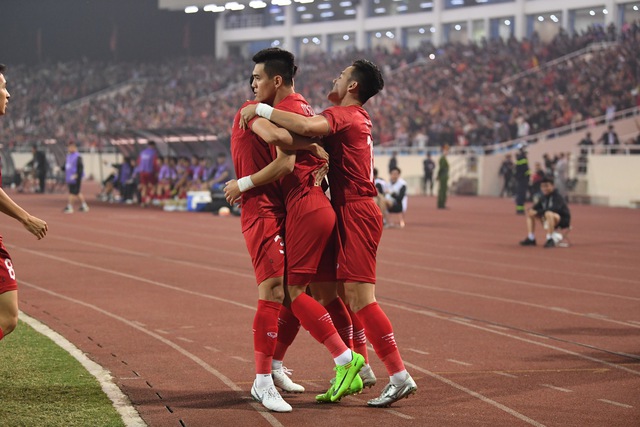 Tiến Linh lập cú đúp, Việt Nam hạ Indonesia 2-0. Ảnh: Hoàng Linh