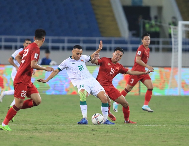 Tuyển Việt Nam thua Iraq 0-1 ở Mỹ Đình. Ảnh: Hoàng Linh