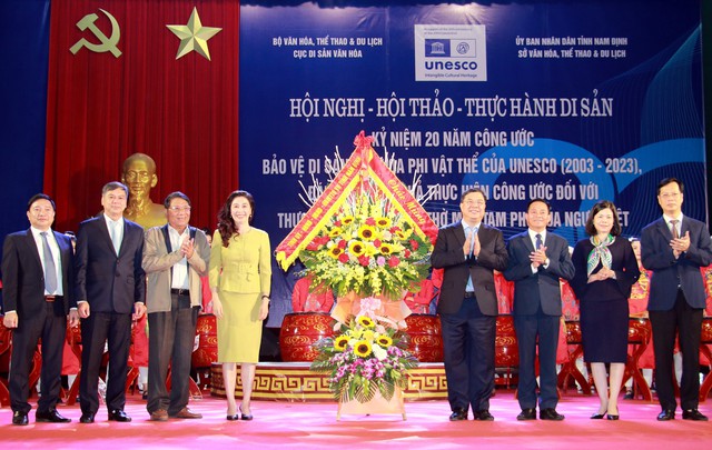 Thực hành di sản ở Việt Nam sau 20 năm tham gia công ước Bảo vệ Di sản văn hóa phi vật thể của UNESCO - Ảnh 1.