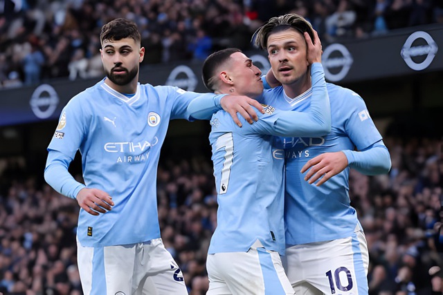 Mất điểm đáng tiếc, Man City chỉ xếp hạng 4 Ngoại hạng Anh