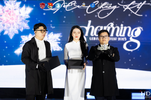 Nhìn lại Đêm Chung kết Cuộc thi Hoa Khôi UEB Frosty Fest 2023: Charming - Ảnh 2.