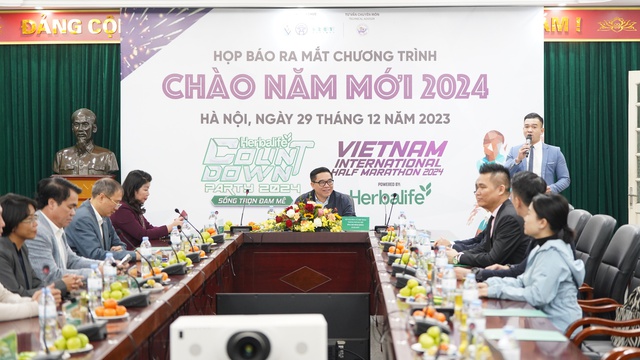Gần 5.000 VĐV dự giải chạy Bán Marthon Quốc tế Việt Nam 2024 - Ảnh 2.
