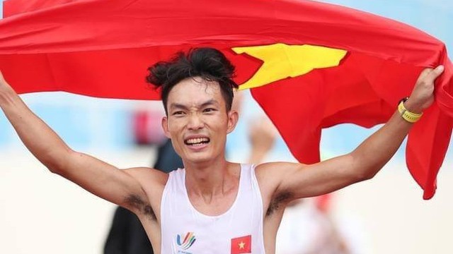 Nhà vô địch SEA Games đổi đời nhờ chạy marathon