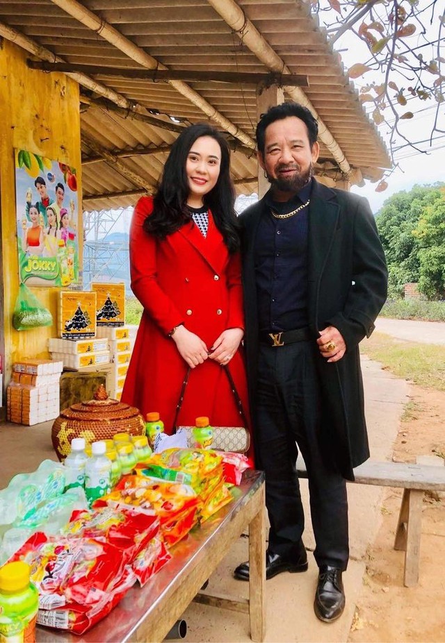 Lý do Hoa hậu Phan Kim Oanh lỡ hẹn phim hài Tết của đạo diễn diễn Bình Trọng - Ảnh 1.