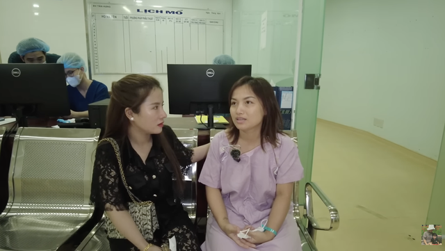 Quỳnh Trần JP công khai quá trình nâng ngực, nghe lý do chị em nào cũng đồng cảm - Ảnh 2.