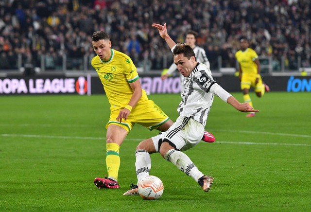 Bị xà ngang từ chối bàn thắng liên tục, Juventus bất lực trước khung thành của Nantes - Ảnh 4.