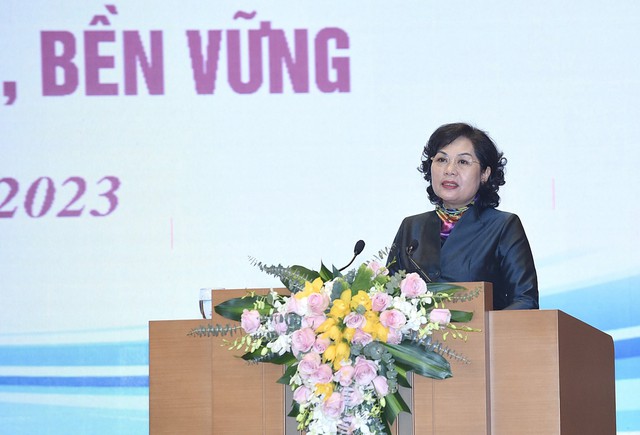 Thủ tướng Phạm Minh Chính: Các chủ thể cùng vào cuộc tháo gỡ khó khăn, thúc đẩy phát triển thị trường bất động sản - Ảnh 2.