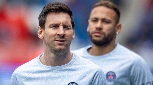 Neymar bị tố 'đâm sau lưng' Messi tại PSG