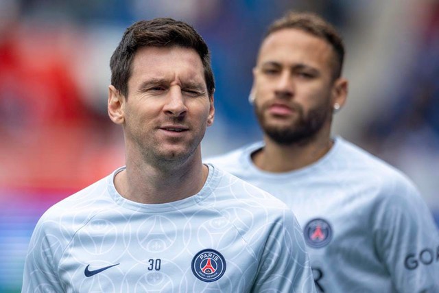 Neymar bị tố 'đâm sau lưng' Messi tại PSG - Ảnh 2.