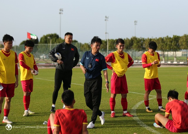 Để thua đội bóng yếu ở UAE, U20 Việt Nam khép lại màn chạy đà trước giải châu Á trong nỗi lo - Ảnh 1.