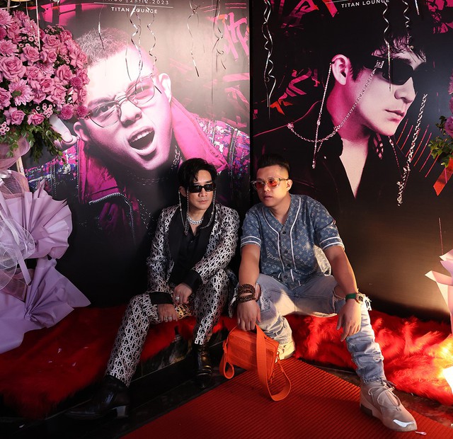 Quang Hà kết hợp DJ TiLo làm mới loạt hit trong album 'Ngỡ', bán giá cao kỷ lục - Ảnh 3.