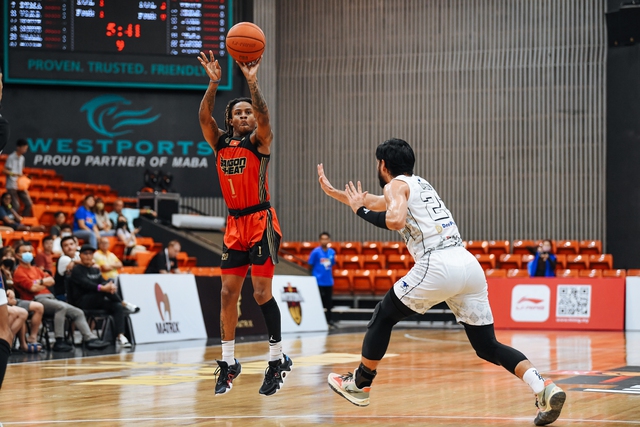 Chênh lệch đội hình chính phụ, Saigon Heat thắng dễ Bangkok Tigers  - Ảnh 4.