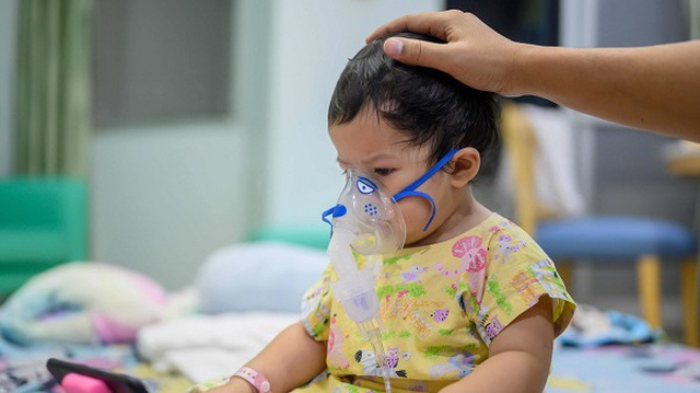 Đã có hơn 1.000 trẻ mắc virus hợp bào hô hấp: 5 dấu hiệu điển hình để nhận biết bệnh 