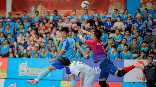 Futsal Việt Nam báo tín hiệu mừng ngày trở lại