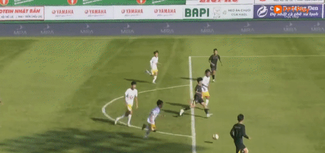 Giải bóng đá trẻ quốc tế: 3 bàn thua chớp nhoáng khiến HAGL 'ôm hận' trước học viện Juventus - Ảnh 1.