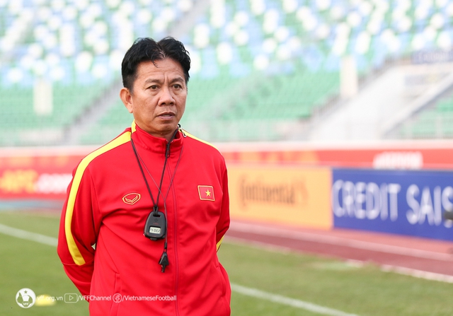 Bóng đá Việt Nam ngày 22/3: Cầu thủ U23 Việt Nam có thể đá trái sở trường trận đấu U23 Iraq - Ảnh 4.