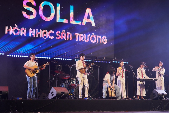 Sôi động đêm mở màn Hòa nhạc sân trường Solla Music  - Ảnh 7.