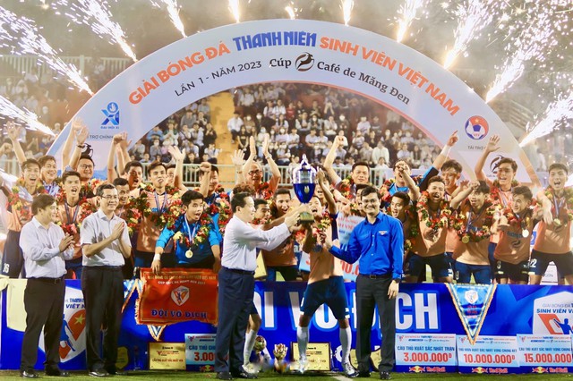 64 đội tranh tài, 300 triệu đồng cho nhà vô địch giải bóng đá Thanh Niên Sinh Viên Việt Nam 2024 - Ảnh 3.