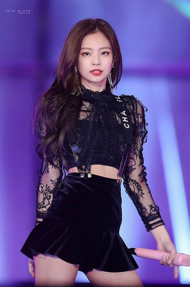 Phong cách thời trang gần đây của Jennie Blackpink nhận được nhiều lời khen ngợi - Ảnh 3.