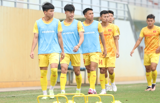 Chuyên gia Nguyễn Thành Vinh: “Đã có cái nhìn tổng quan về đội tuyển U23 Việt Nam” - Ảnh 1.
