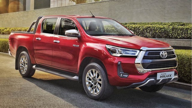 Đại lý hé lộ thông tin Toyota Hilux mới: Về Việt Nam tháng 3, giá dự kiến 852 triệu, trở lại đấu Ford Ranger