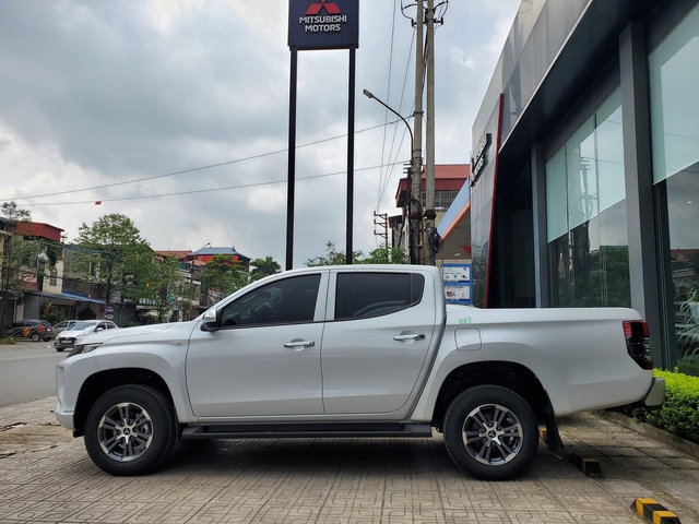 Đại lý giảm giá Mitsubishi Triton hơn 80 triệu đồng: Bản tiêu chuẩn còn 583 triệu rẻ nhất phân khúc nhưng có điều kiện - Ảnh 5.