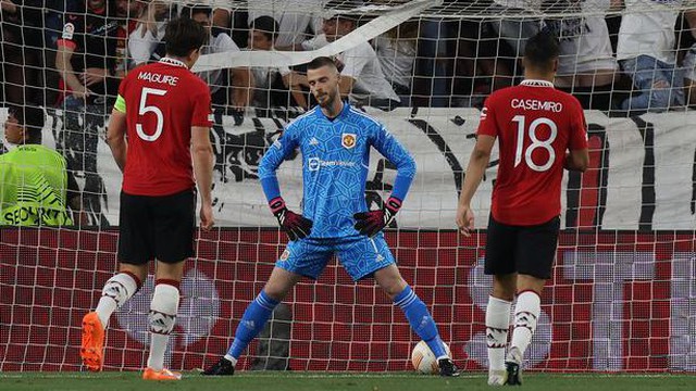 Maguire và De Gea liên tiếp sai lầm, MU thua tức tưởi Sevilla, dừng bước tại tứ kết Europa League