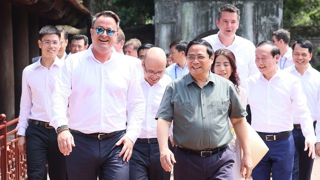 Thủ tướng Luxembourg thăm Văn Miếu - Quốc Tử Giám và Bảo tàng Mỹ thuật Việt Nam
