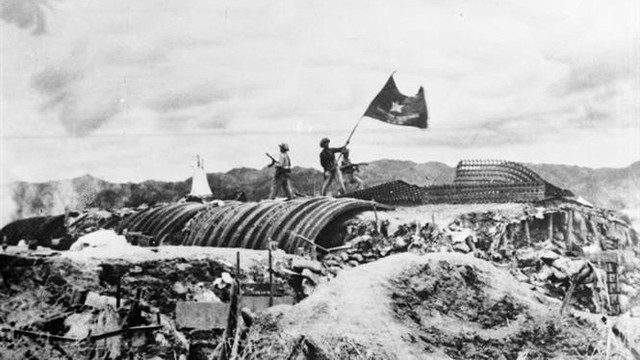 Nhìn về sức mạnh đại đoàn kết của dân tộc trong Chiến dịch Điện Biên Phủ