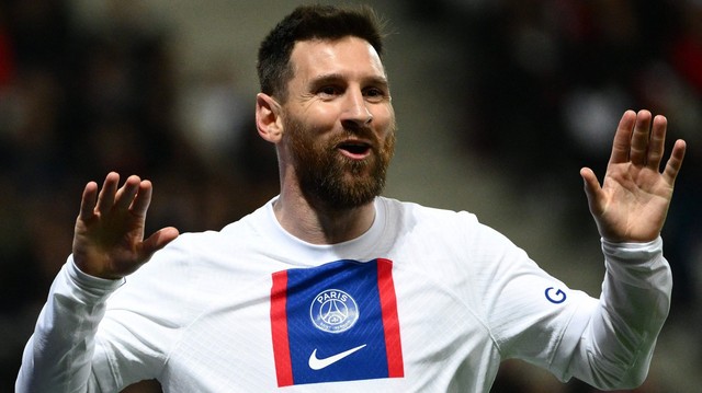 Tin chuyển nhượng 1/6: Messi ký hợp đồng đắt giá nhất lịch sử bóng đá, hai cái tên phải chia tay MU