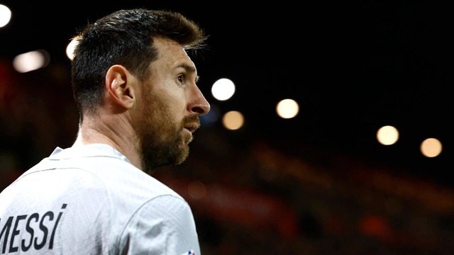 Messi chia tay PSG trong lặng lẽ, vẫn mơ câu chuyện cổ tích ở Camp Nou