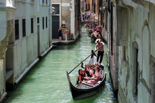 UNESCO khuyến nghị đưa Venice vào danh sách di sản đang gặp nguy hiểm - Ảnh 2.
