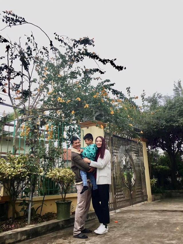 ‘Lão bà’ bóng chuyền nữ Việt Nam có con lớn vẫn lãng mạn với chồng như thuở đôi mươi, lập 2 kỷ lục hiếm có - Ảnh 4.
