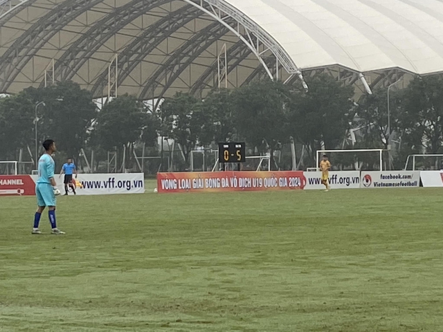 Đội trẻ CAHN bất ngờ thua 0-8 trước đội trẻ Thanh Hóa ở vòng loại giải quốc gia - Ảnh 2.