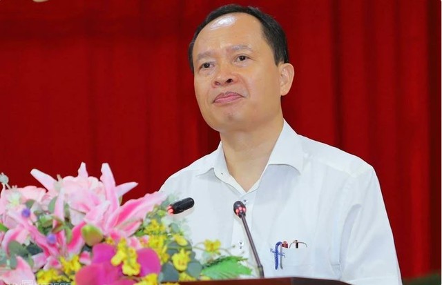 Xóa tư cách chức vụ Chủ tịch UBND tỉnh Thanh Hóa với ông Trịnh Văn Chiến - Ảnh 1.