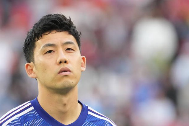 Sao Liverpool bị chỉ trích vì mắc lỗi ở 2 bàn thua trước ĐT Việt Nam, báo Nhật nói bàn thắng của Đình Bắc là may mắn - Ảnh 2.