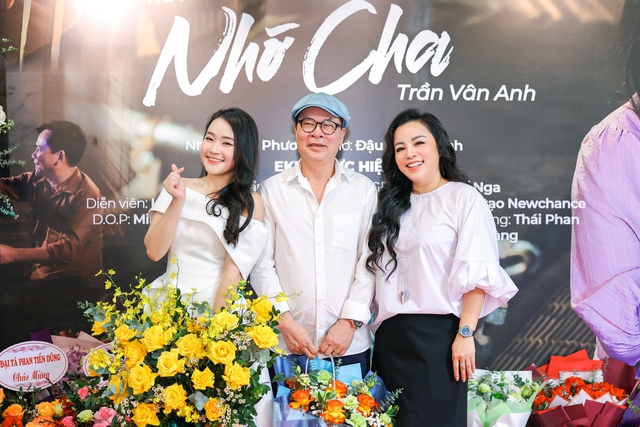 Quán quân Tiếng hát Hà Nội Trần Vân Anh làm MV đầu tay tặng người cha đã mất - Ảnh 1.