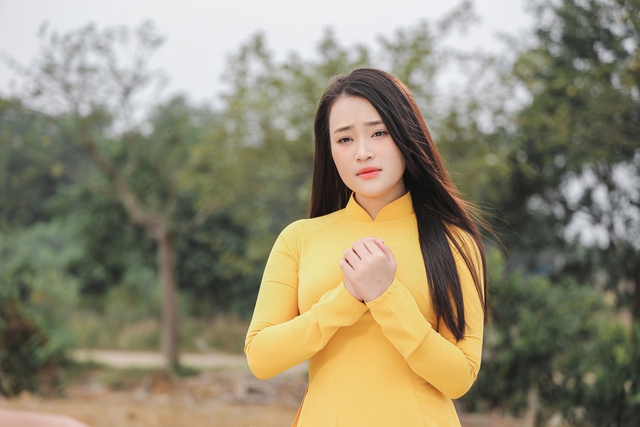 Quán quân Tiếng hát Hà Nội Trần Vân Anh làm MV đầu tay tặng người cha đã mất - Ảnh 3.